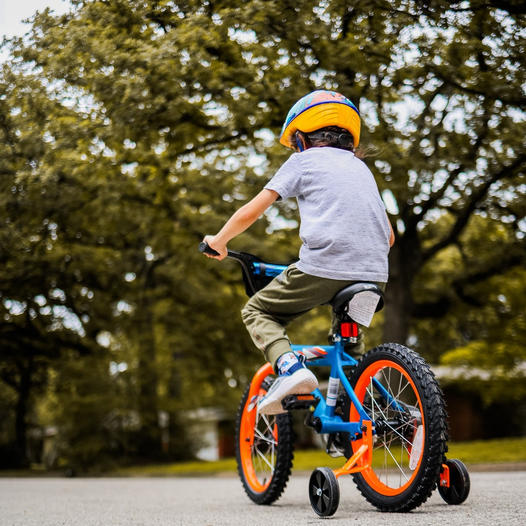 9 tips to get kids to wear their helmets