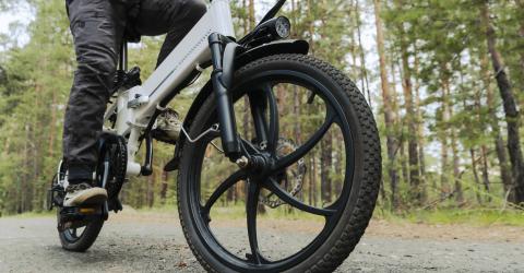 As e-bikes rev up, safety advice for parents
