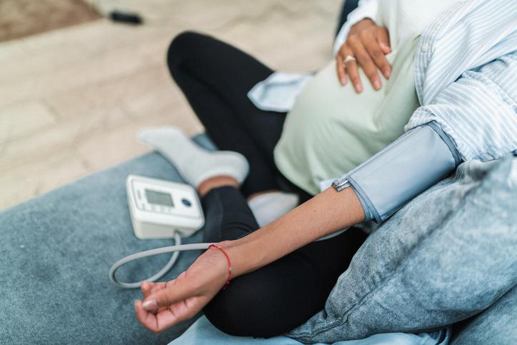 pregnant mom taking blood pressure